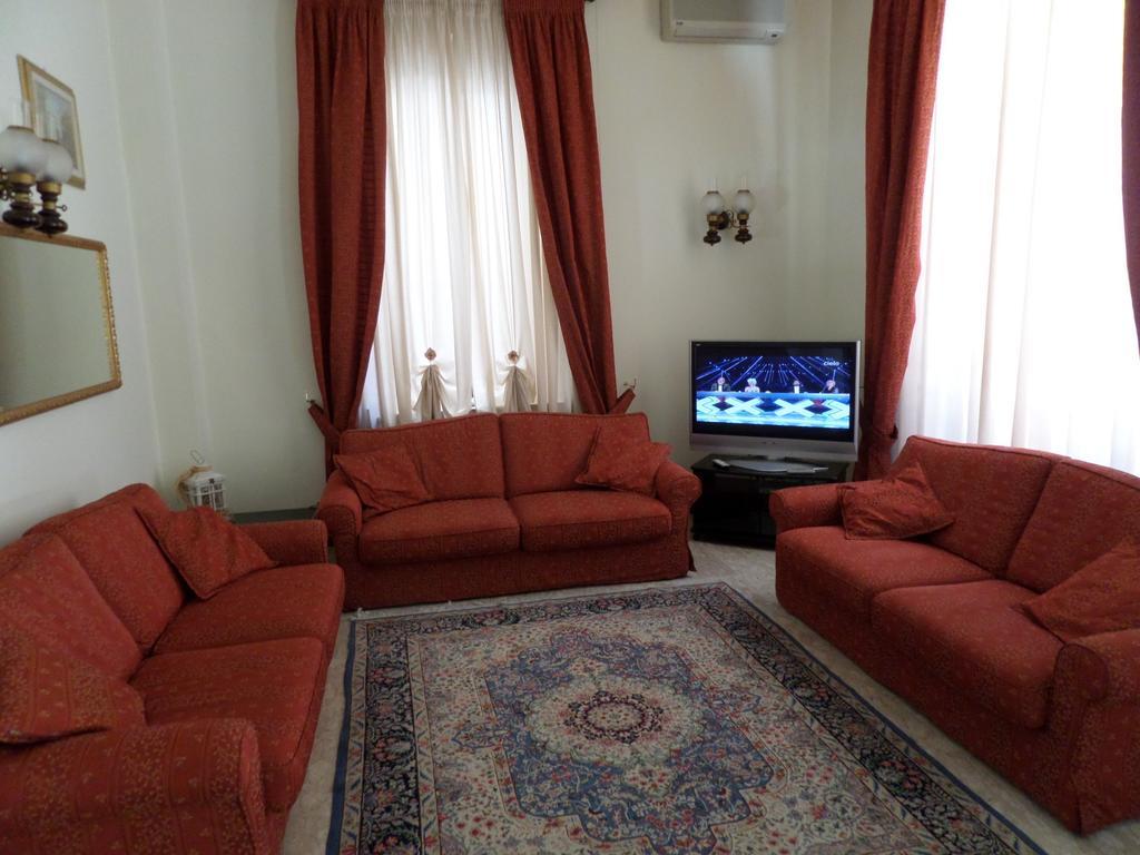 Hotel Delizia Genovese Montecatini Terme Buitenkant foto